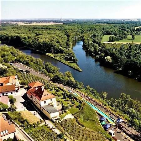 Dum V Podzamci * Melnik